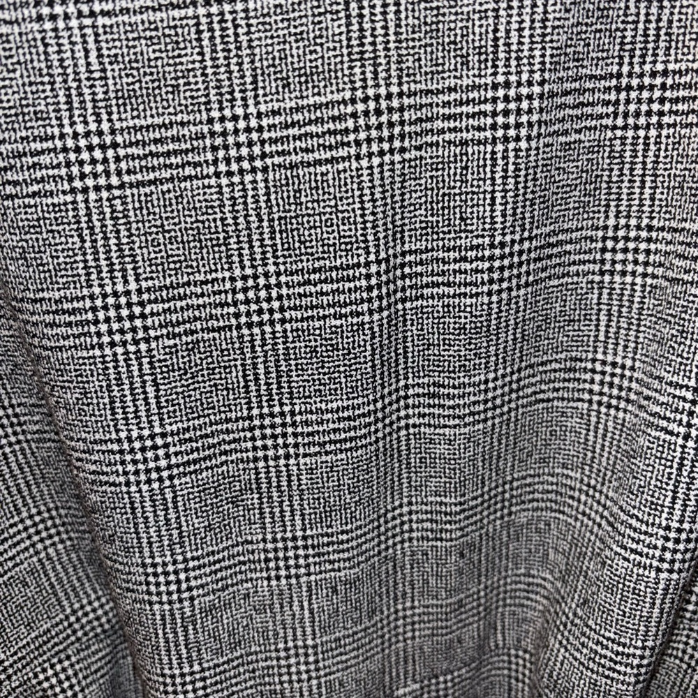 Ann Taylor Black and White Patterned Jumpsuit with Belt Size 4 - Picture 3 of 5